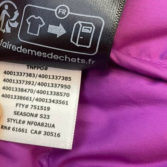 The North Face Girls Reversible Hooded Jacket 5T Purple Marble Print Puffer S23 - Picture 7 of 10